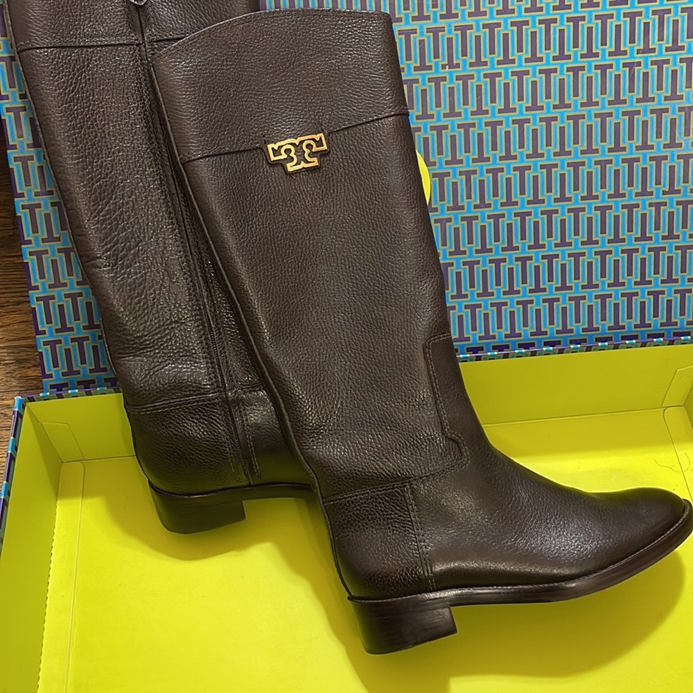 TORY Burch Joana riding boot NWT size 7.5 coconut color - Picture 4 of 11